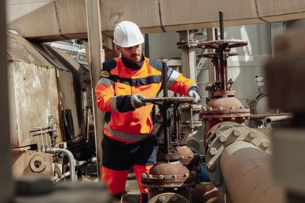 Safeline HV range: Safety first